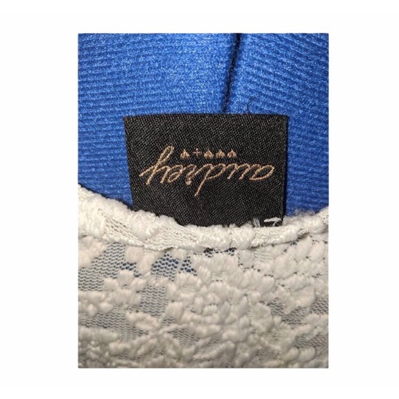 Floral Mesh Crop Top Bought At Nasty Gal - Picture 4 of 7